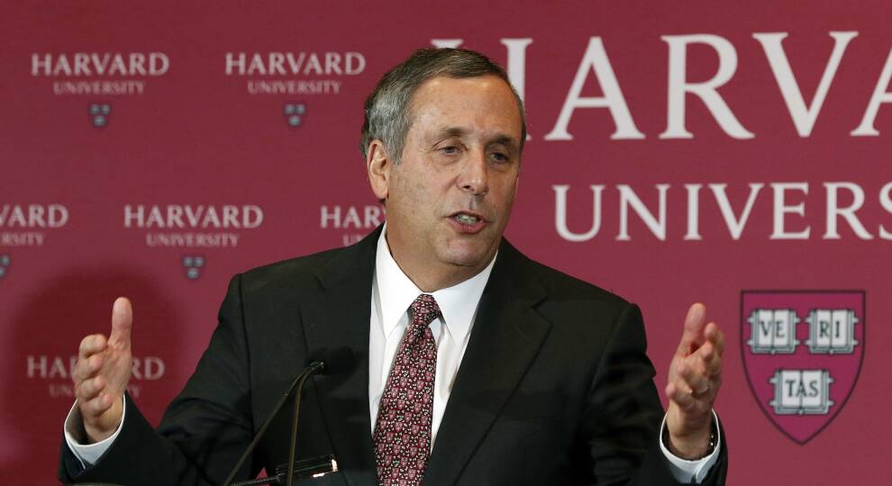 Presiden Harvard Akan Mundur Tahun Depan